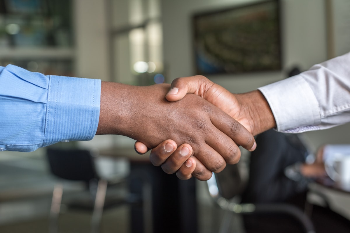 Team collaborating with cloud business communications